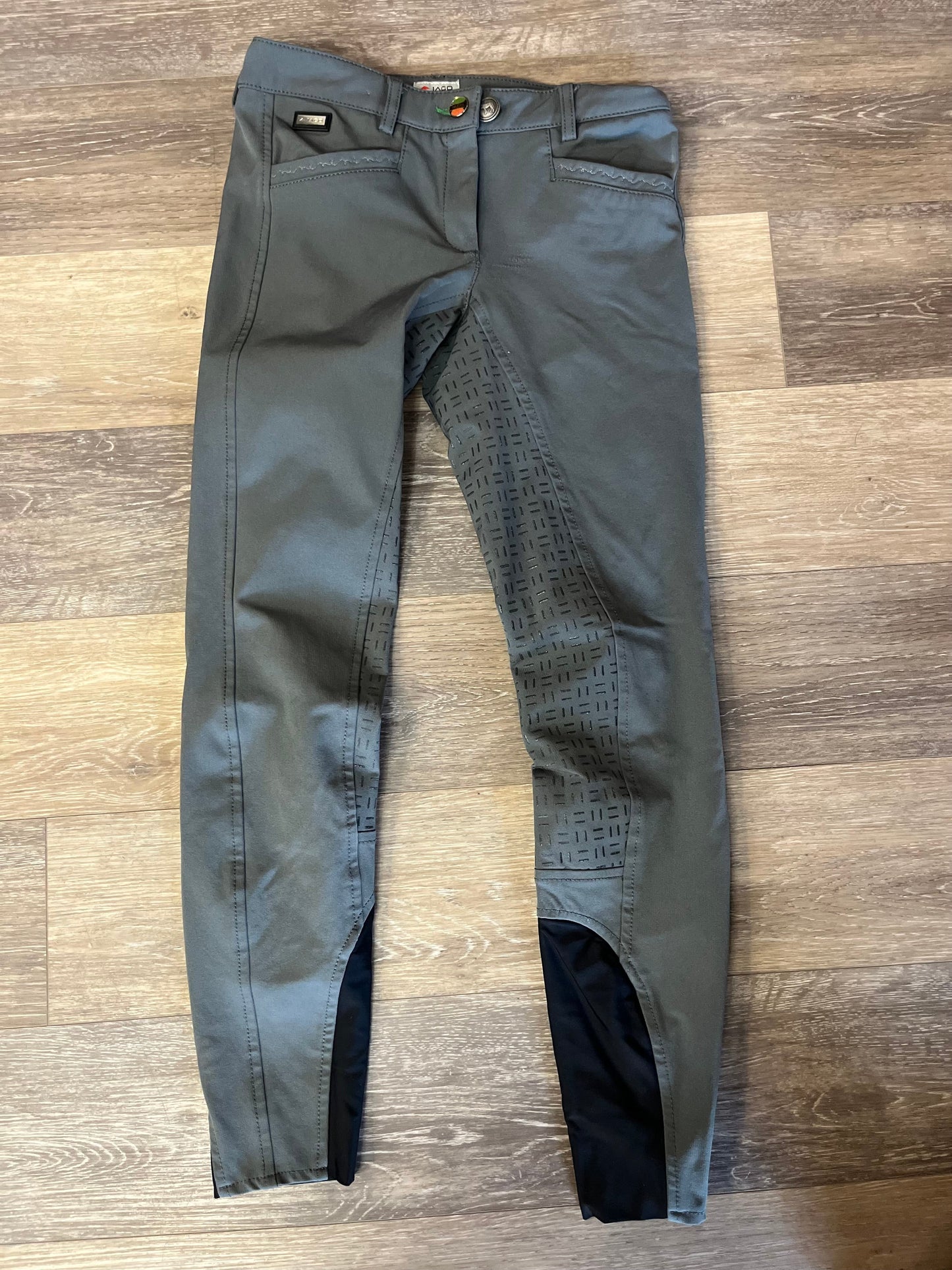Consignment IAGO F/S Breech US 24