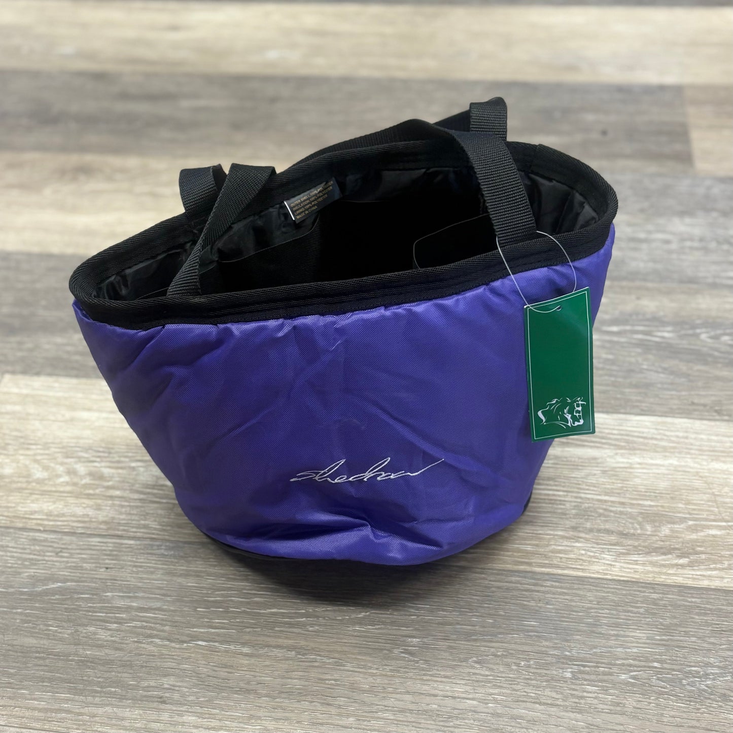 Consignment Shedrow Grooming Bag Purple NWT