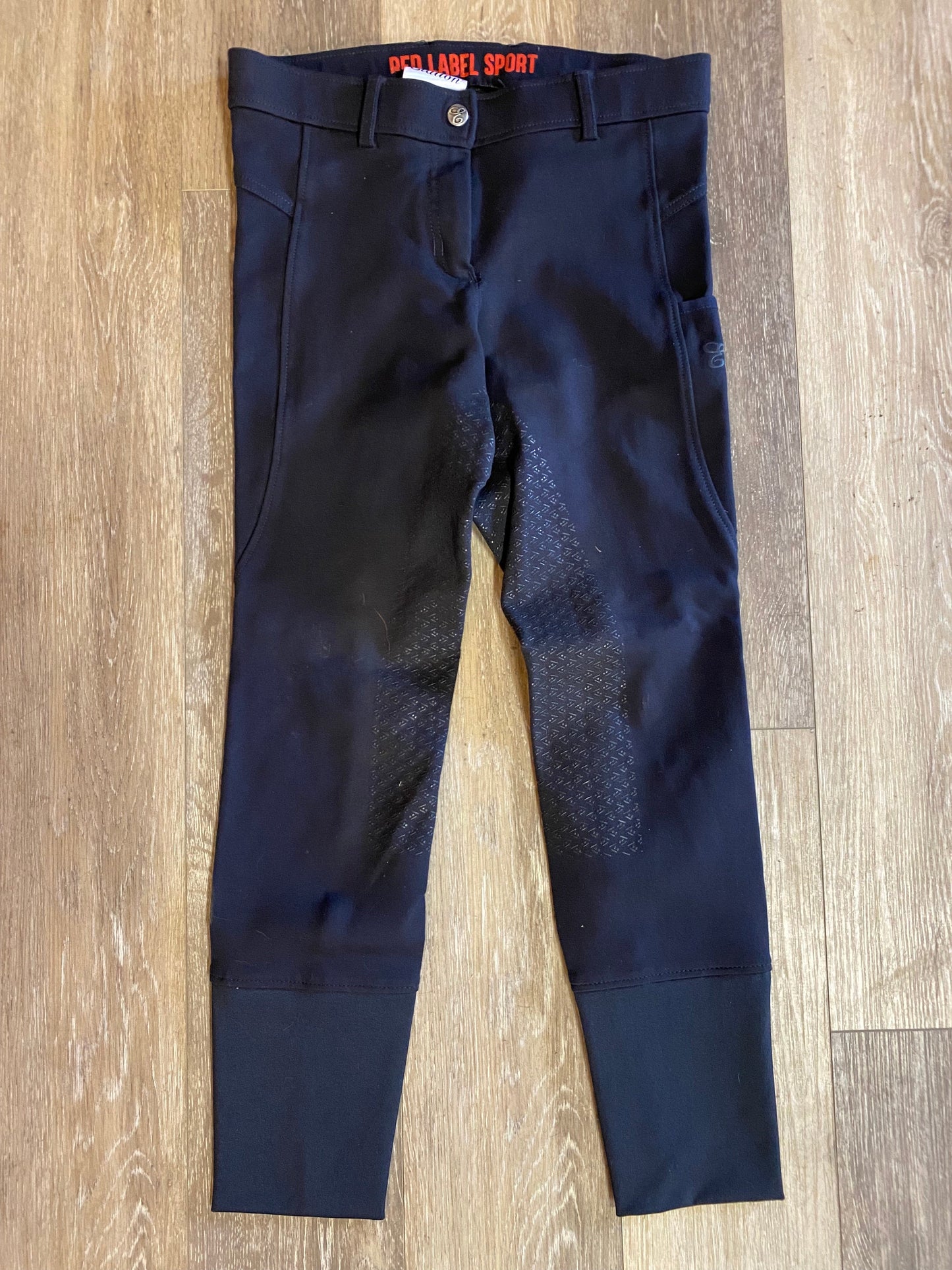 Consignment Elation Red Label Full Seat Breech 30R