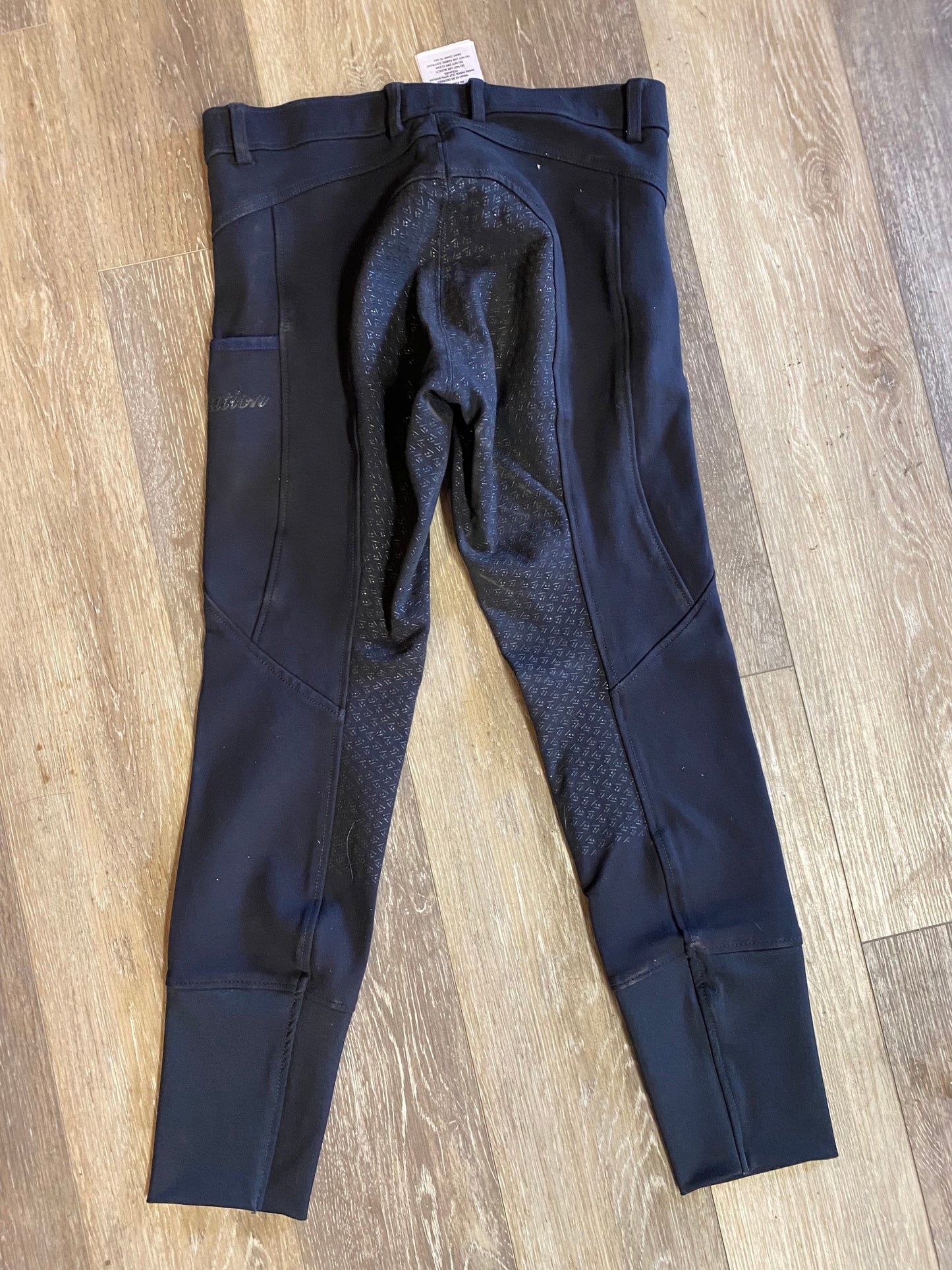 Consignment Elation Red Label Full Seat Breech 30R