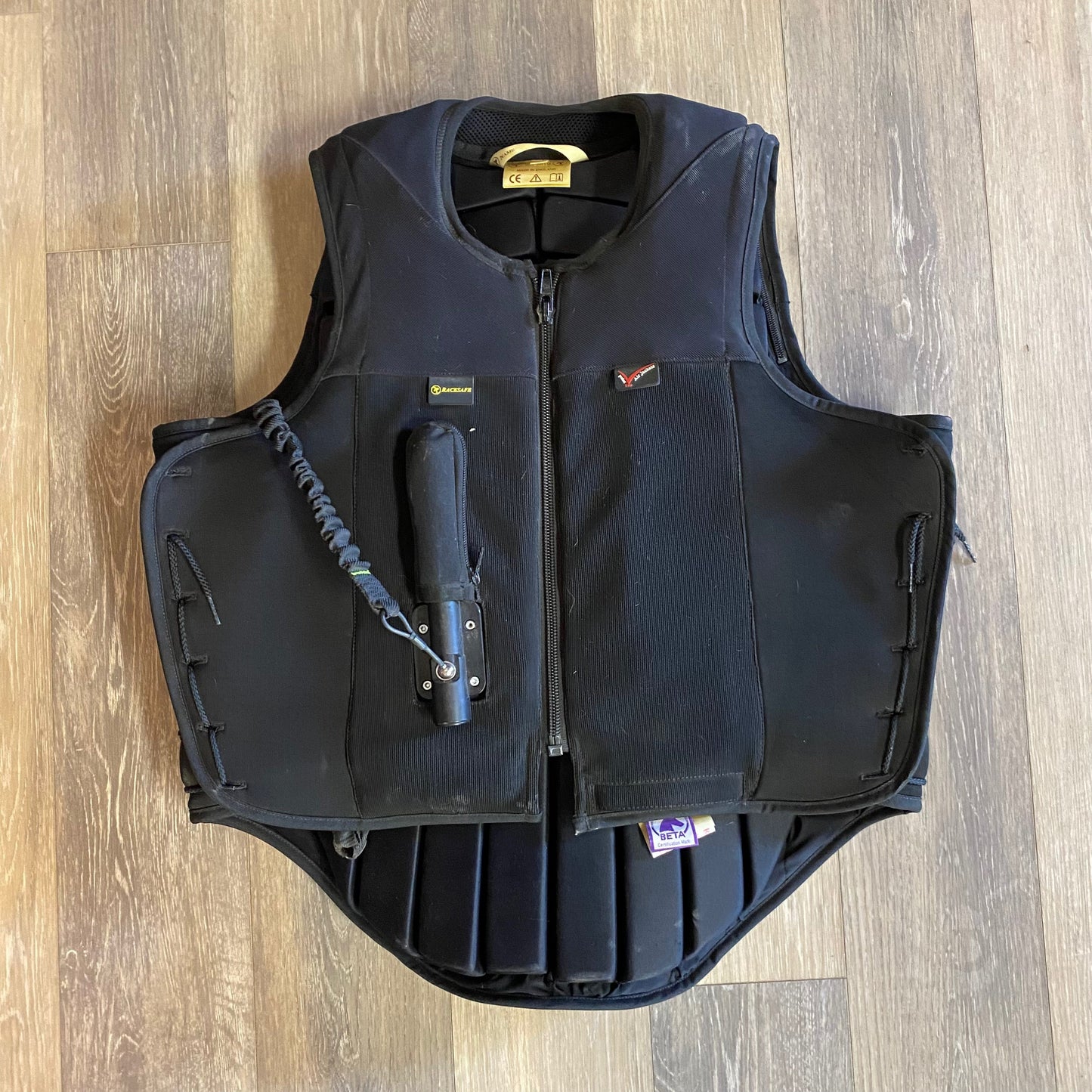 Consignment Point Two Race Safe Hybrid Jacket Large