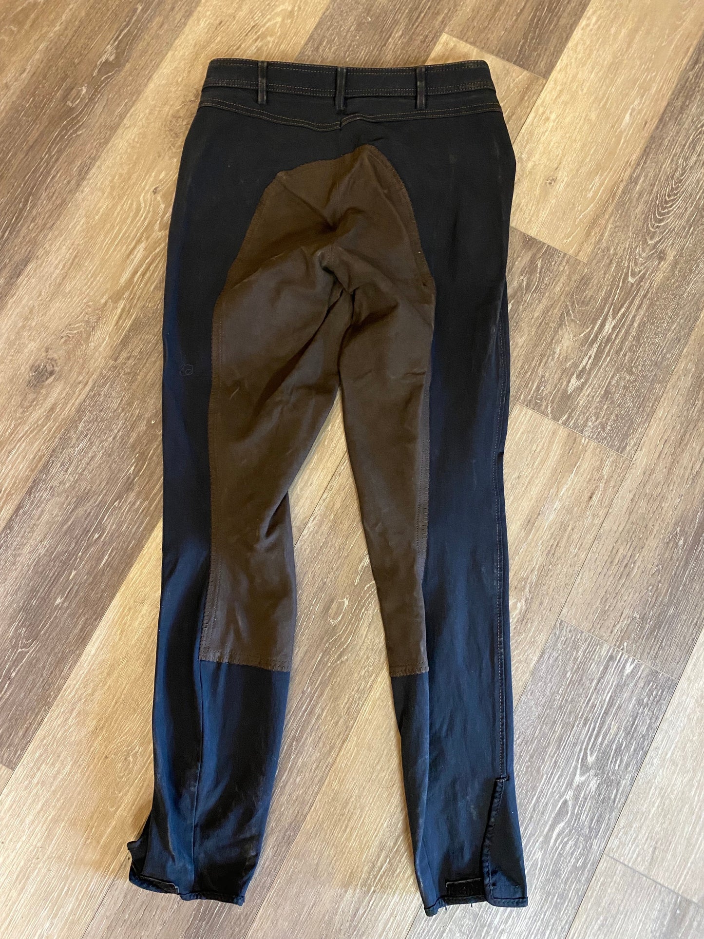 Consignment Pikeur Black with Brown Full Seat 30L