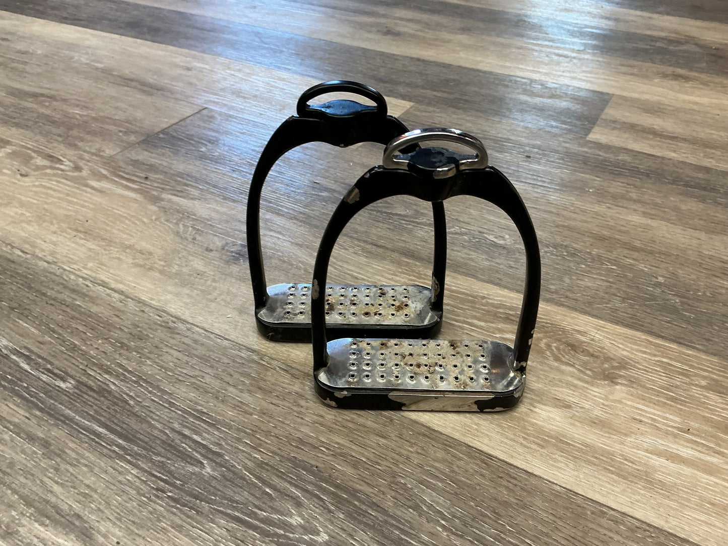 MDC Stirrups